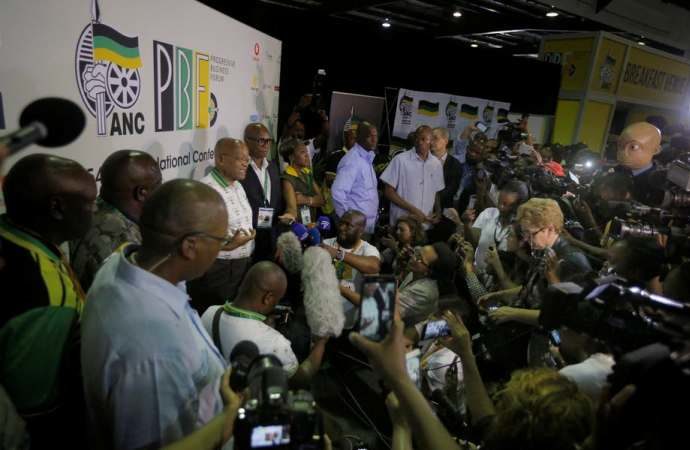 <span class="post_or_pages_title">How Investigative Journalists Helped Turn The Tide Against Corruption in South Africa</span>