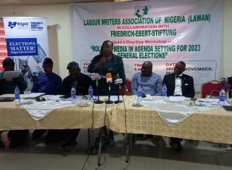 Labour Writers Charged on Agenda Setting, Making Politicians Accountable