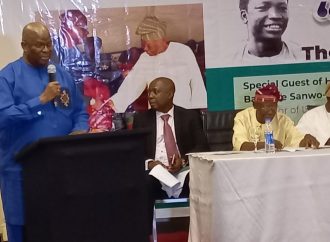 Nigerian Editors Celebrate Lateef Jakande at Maiden Edition of Memorial Lecture Series