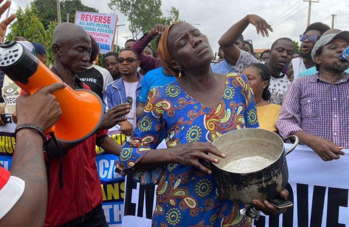 Nigerians Protest Against Bad Governance, Economic Hardship, in Lagos, Southwest States