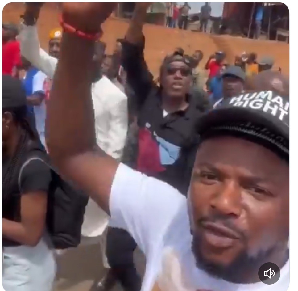 Free Nnamdi Kanu Rally Causes Traffic Gridlock in Abuja, Protesters Attacked with Teargas